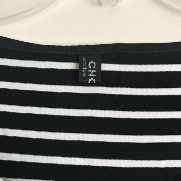 NEW Striped High-Low Crop Top - Picture 2 of 3